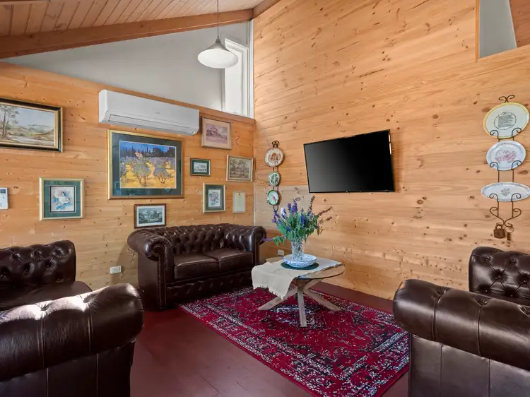 Fourth view of Homely house listing, 28 Bushland Close, Tolmie VIC 3723
