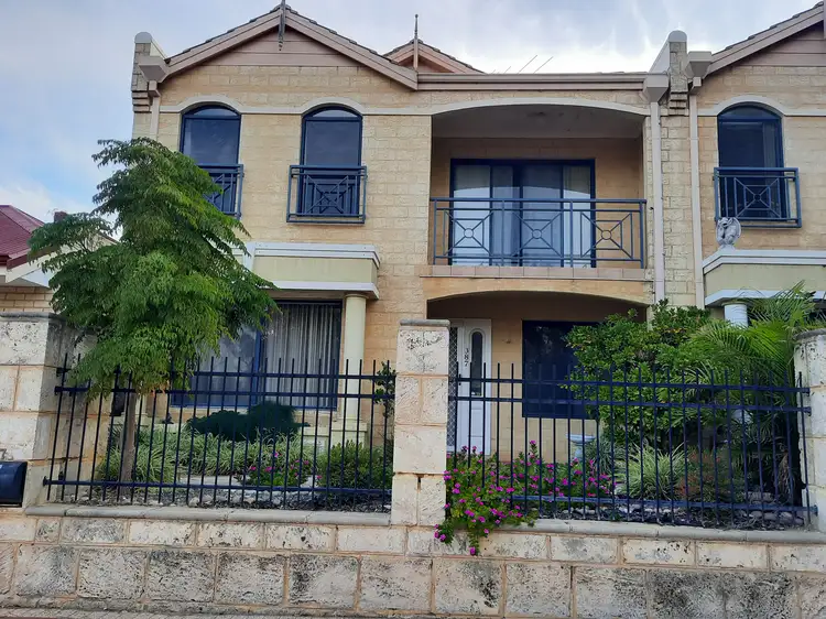 387 Lakeside Drive, Joondalup WA 6027