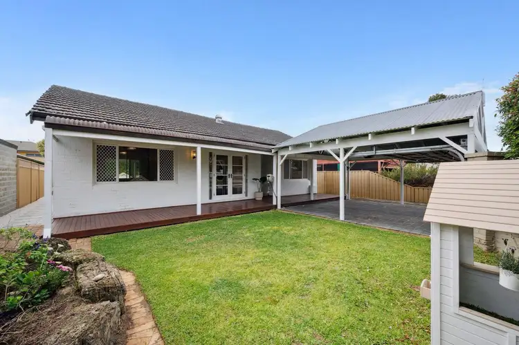 196 Corinthian Road East