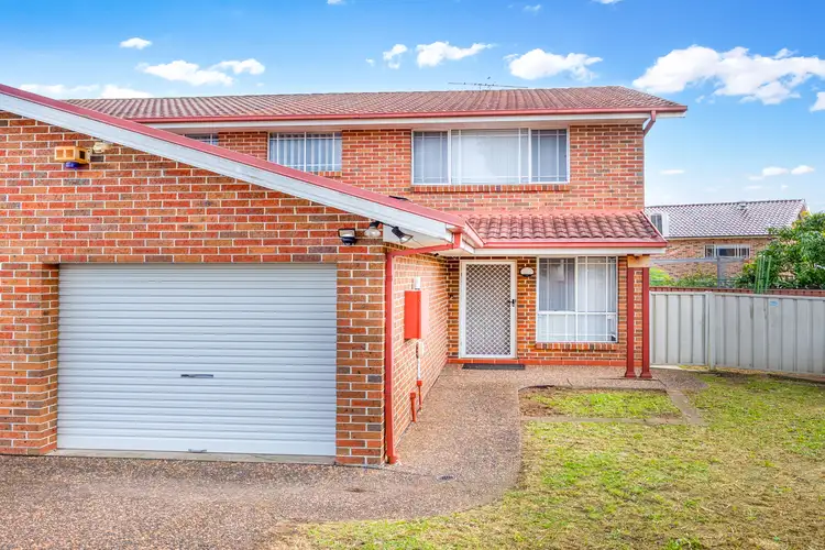 94B Falcon Circuit, Green Valley NSW 2168