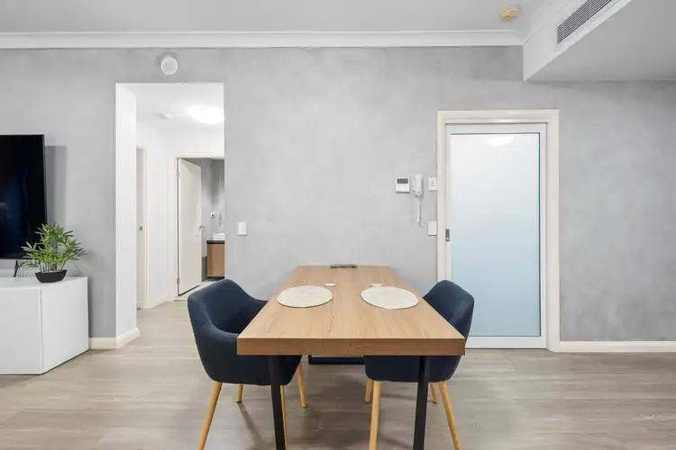 Fifth view of Homely unit listing, 5215 Harbourview Drive, Hope Island QLD 4212