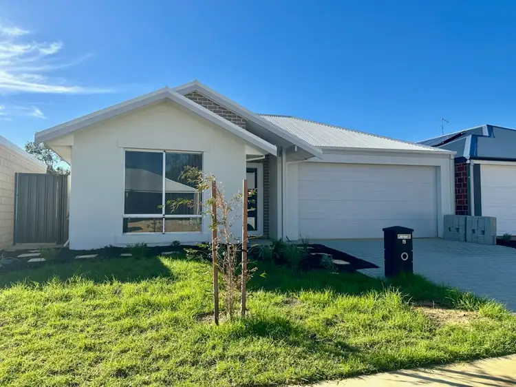 19 Farncomb Street, Byford WA 6122
