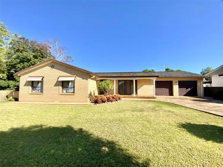 54 Edward Street, Forbes NSW 2871