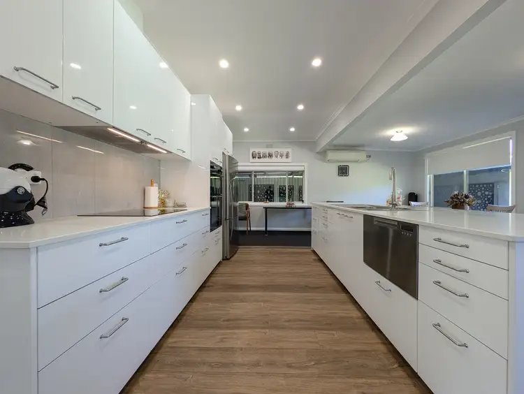 131 Wattle Avenue, Kerang VIC 3579