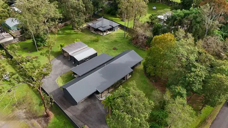 11 Hamilton Close, Mooloolah Valley QLD 4553