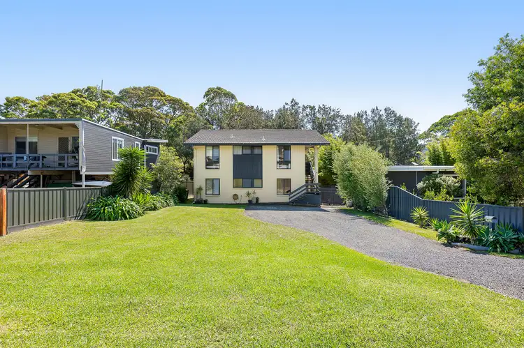 40 YUGURA STREET, Malua Bay NSW 2536