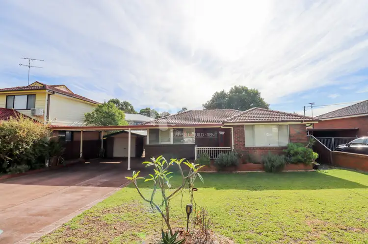 18 Jacaranda Crescent, Casula NSW 2170