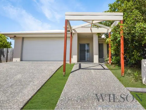 21 Hilltop Terrace, Springfield Lakes QLD 4300