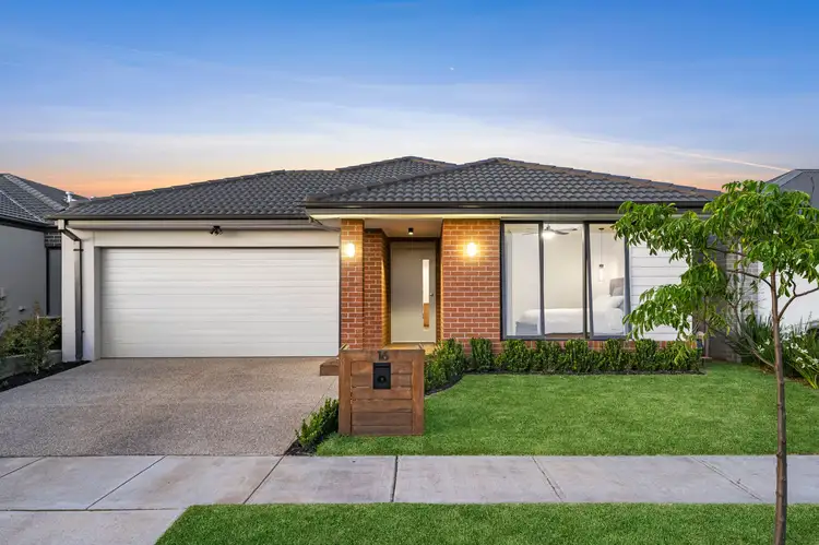 16 Languid Street, Armstrong Creek VIC 3217