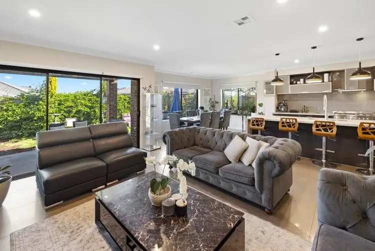Second view of Homely house listing, 189 Manor Lakes Boulevard, Manor Lakes VIC 3024