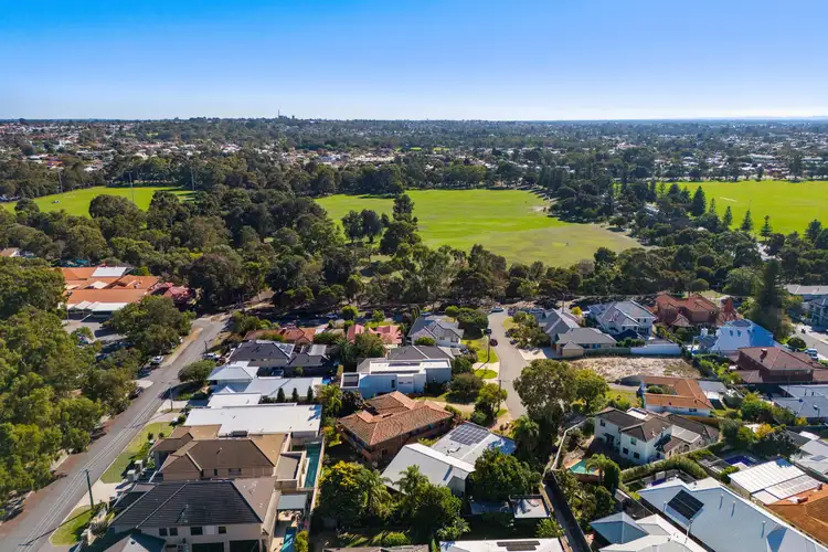 Sixth view of Homely house listing, 3 Cedus Place, Menora WA 6050