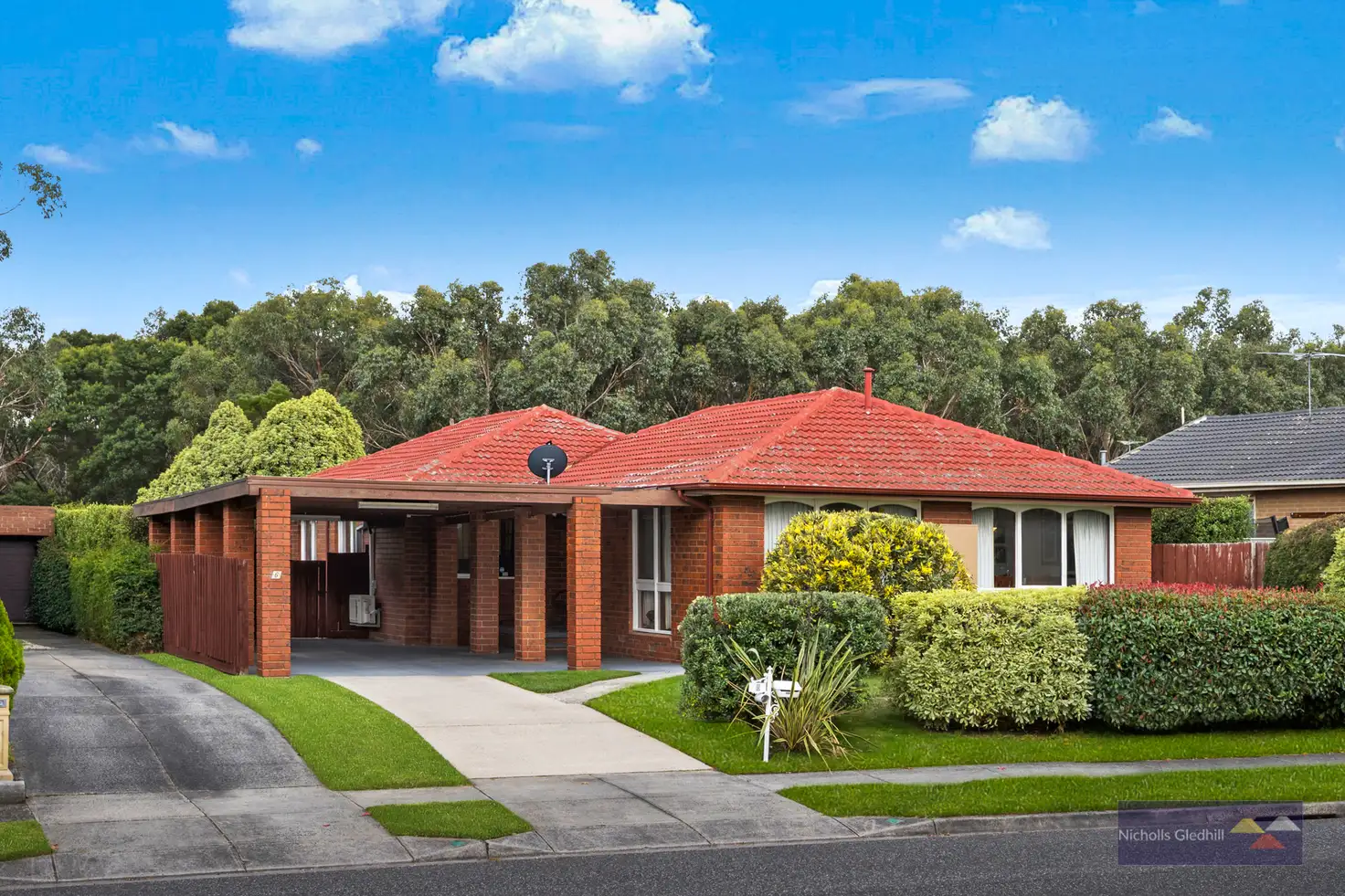 Main view of Homely house listing, 6 Dealbata Avenue, Endeavour Hills VIC 3802