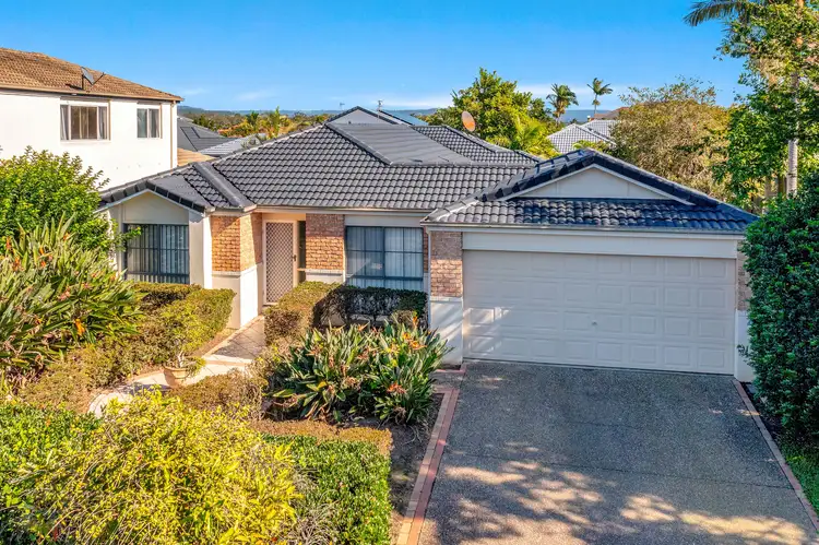 5 Mustique Court, Burleigh Waters QLD 4220