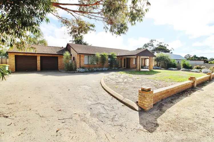Fifth view of Homely house listing, 4 Thornton, Wagin WA 6315
