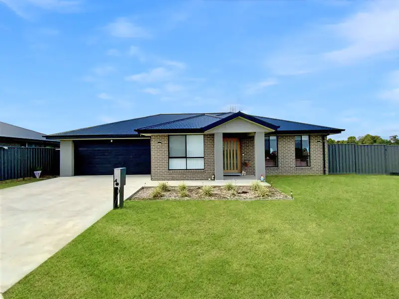 Main view of Homely house listing, 4 Livingston Boulevard, Forbes NSW 2871