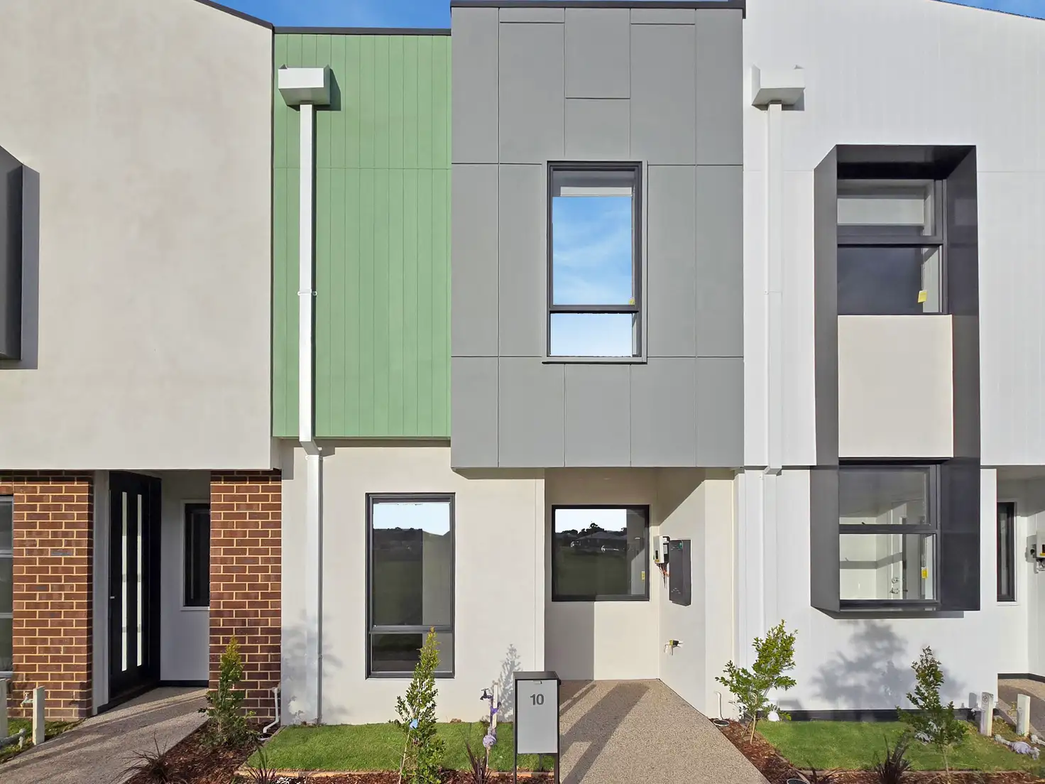 Main view of Homely house listing, 10 Wayfarer Walk, Mount Duneed VIC 3217