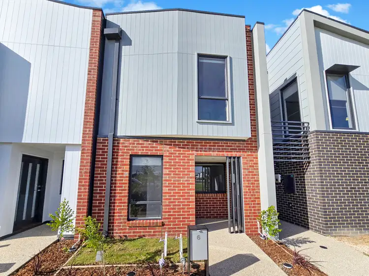 6 Wayfarer Walk, Mount Duneed VIC 3217