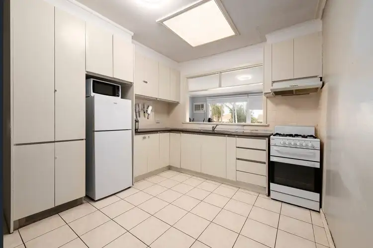 1021 Pascoe Vale Road, Jacana VIC 3047