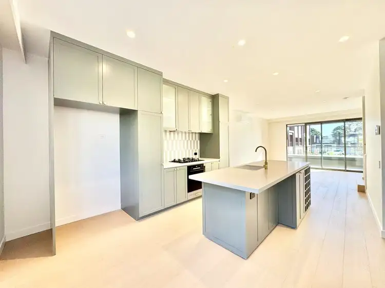 583 Ferntree Gully Road, Glen Waverley VIC 3150