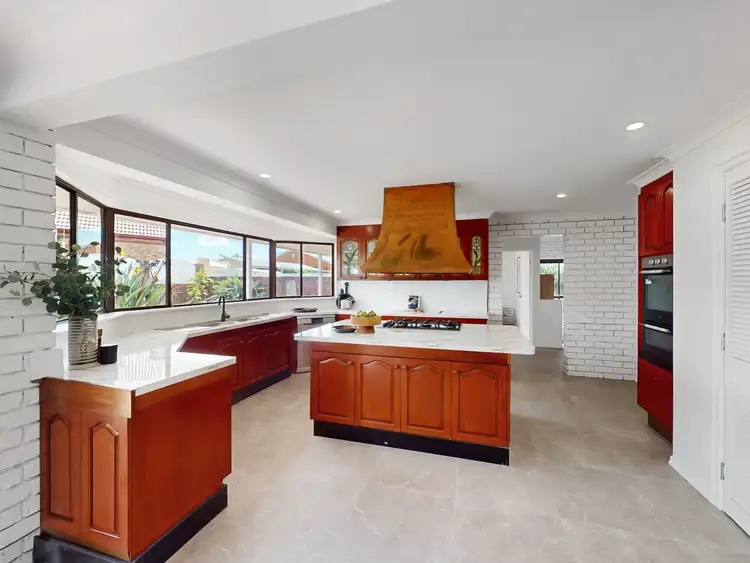 Sixth view of Homely house listing, 6 Galahad Street, Carindale QLD 4152