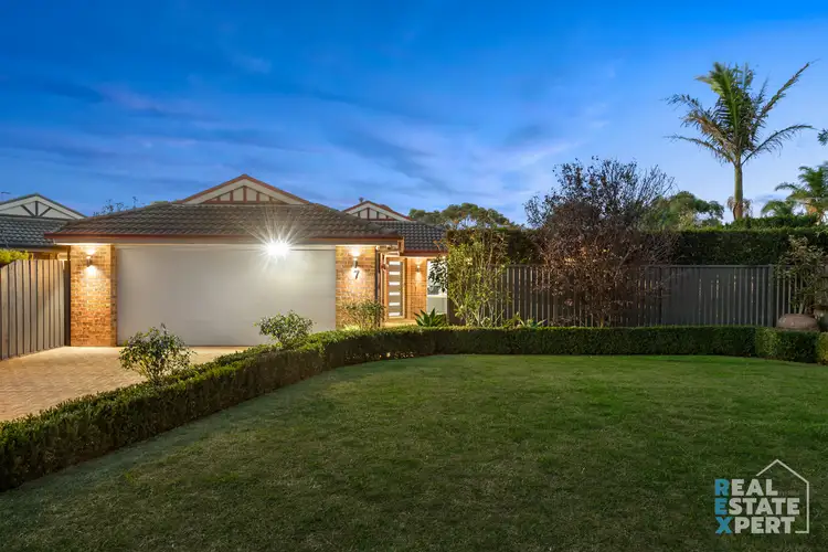 Second view of Homely house listing, 7 Vezelay Court, Narre Warren South VIC 3805