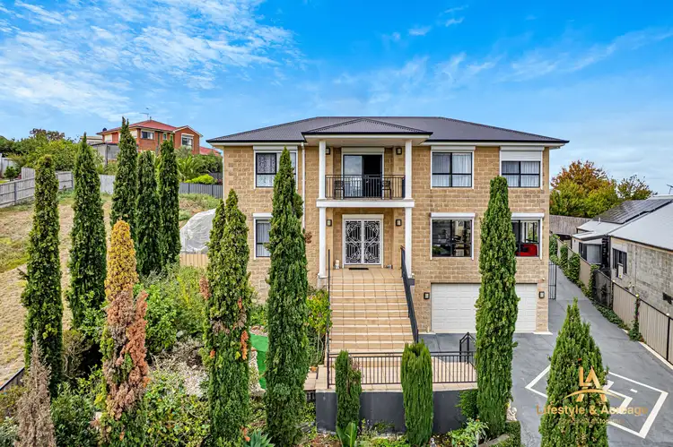 24 Highland Drive, Pakenham VIC 3810