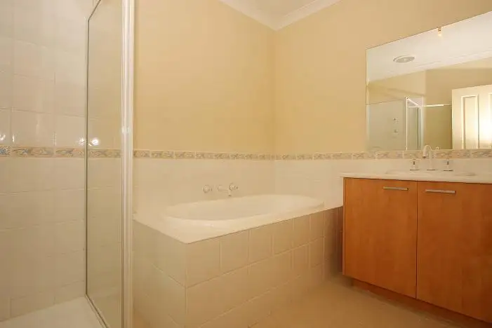 Fifth view of Homely house listing, 44 Hinkler Drive, Mill Park VIC 3082