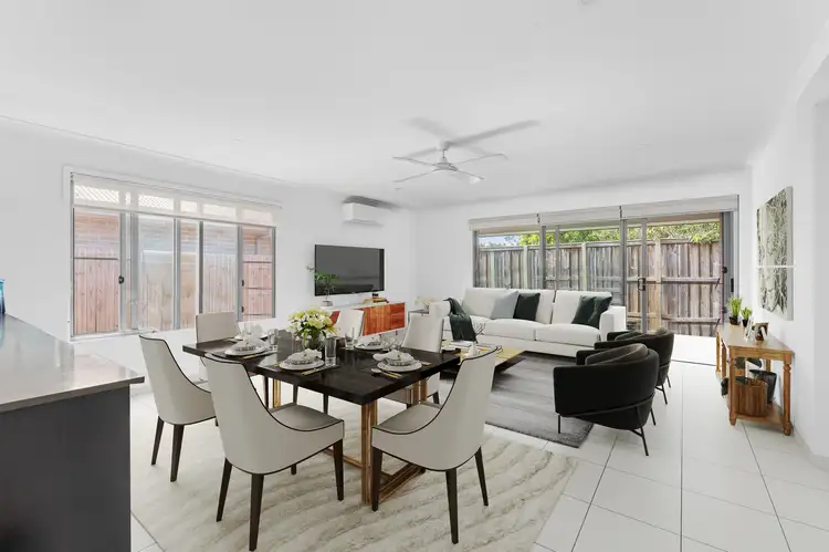 60 Chambers Ridge Boulevard, Park Ridge QLD 4125