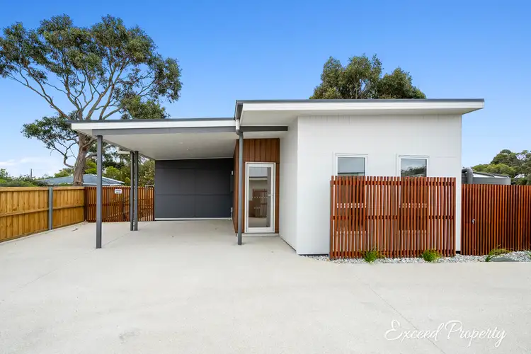 2/14 Marsh Street, Opossum Bay TAS 7023