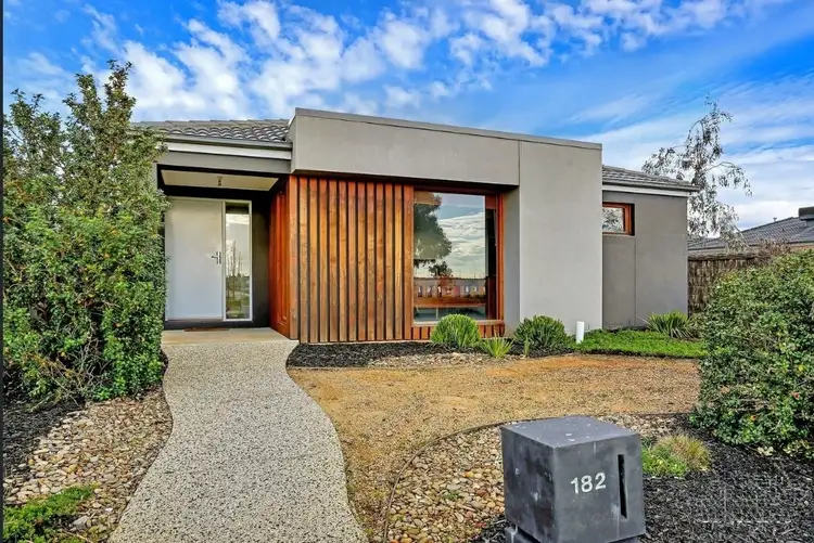 182 Saltwater Promenade, Point Cook VIC 3030