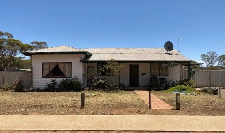 28 Brockman Street, Norseman WA 6443