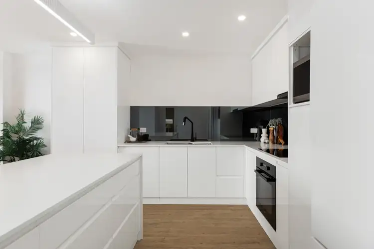 Fifth view of Homely apartment listing, 2c/120-122 Duporth Avenue, Maroochydore QLD 4558