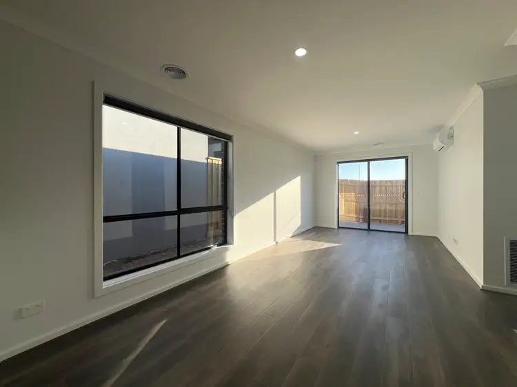 Fifth view of Homely house listing, 9 Huntingtower Avenue, Mickleham VIC 3064