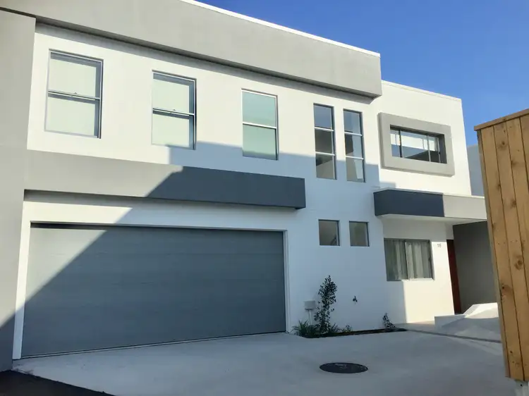 16/20 Careel Close, Helensvale QLD 4212