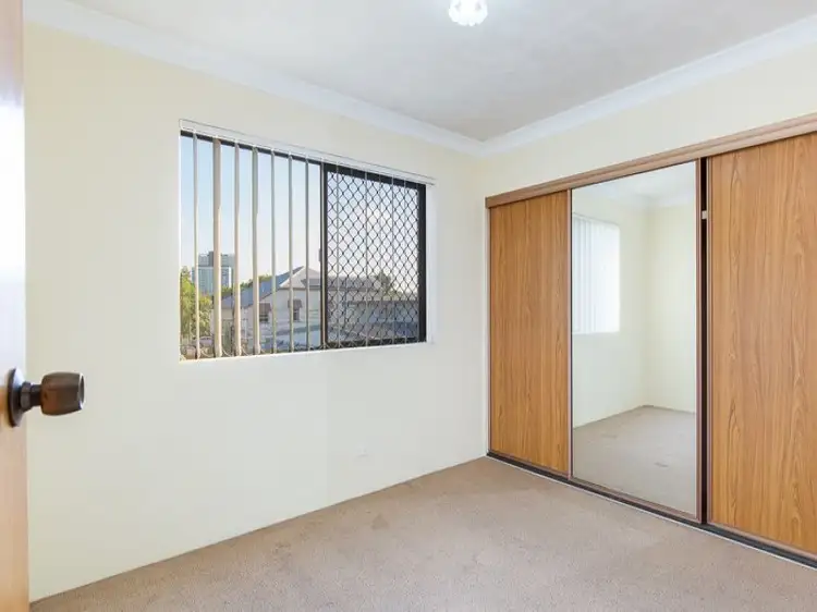 Fourth view of Homely unit listing, 5/99 Beatrice Terrace, Ascot QLD 4007