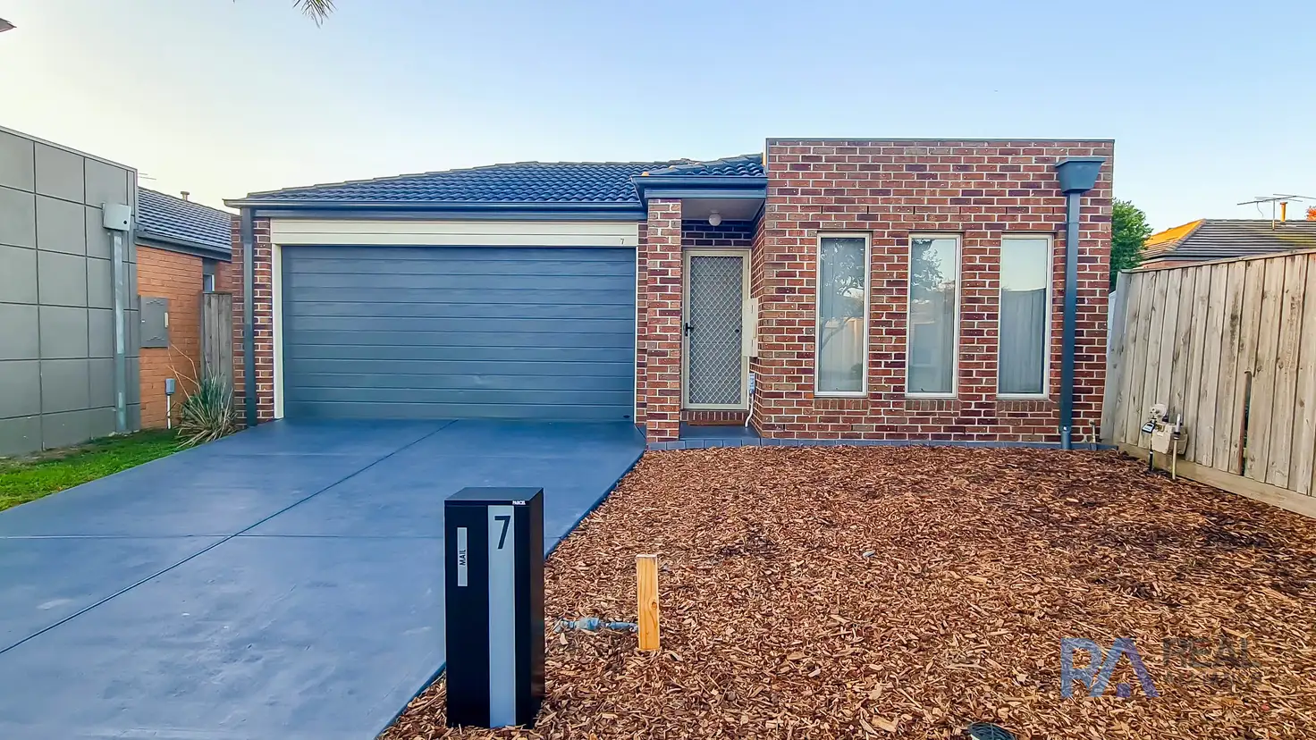 Main view of Homely house listing, 7 Cascade Way, Pakenham VIC 3810