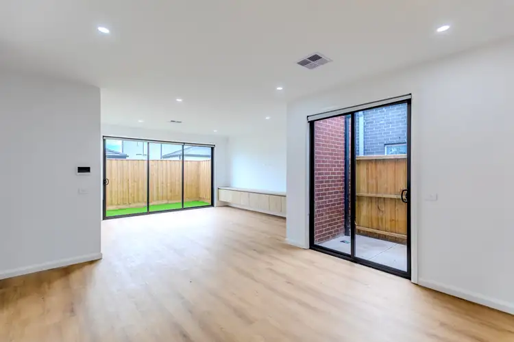 Fifth view of Homely house listing, 9 Davis Circuit, Wollert VIC 3750