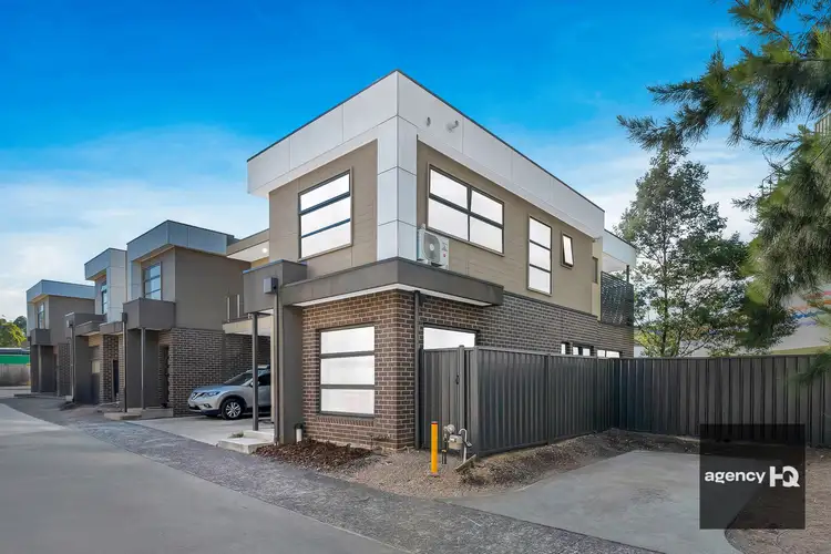 35/8 The Crossing, Caroline Springs VIC 3023