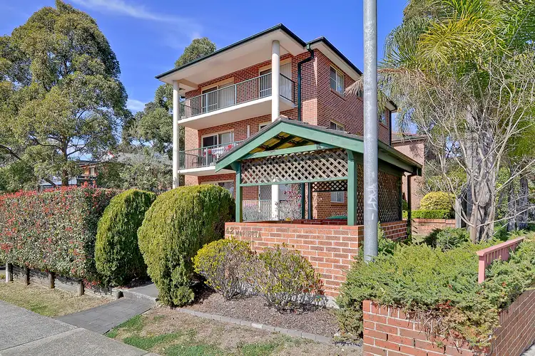 3/42 Bridge Road, Hornsby NSW 2077