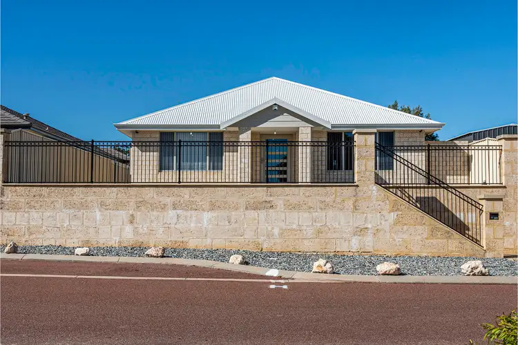 11 Glenbawn Vista, Lakelands WA 6180