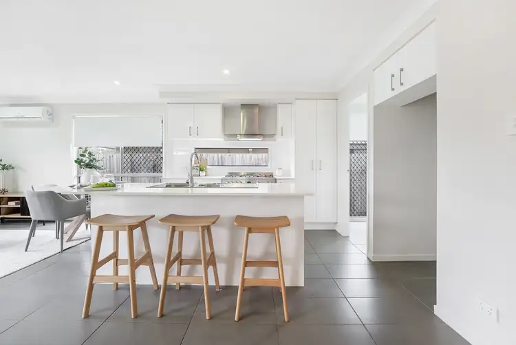 7 Lemongrass Circuit, Griffin QLD 4503