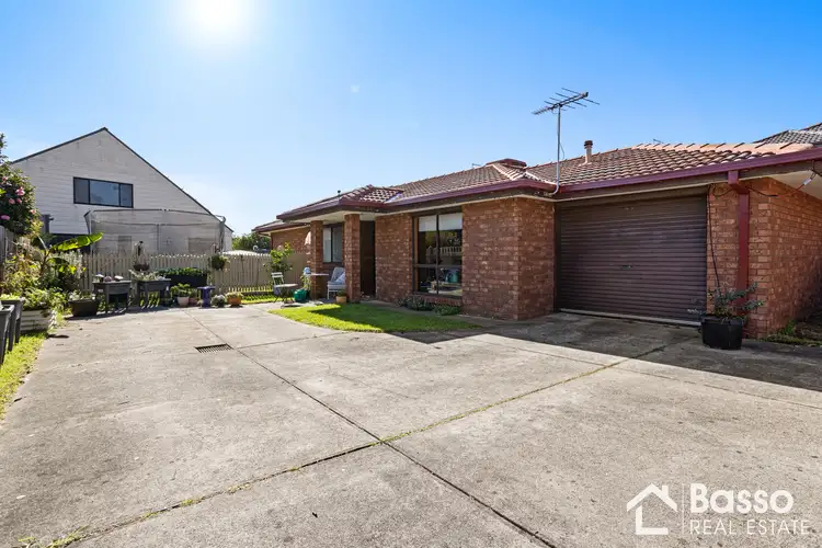 2/6 Cairns Street, Rosebud VIC 3939