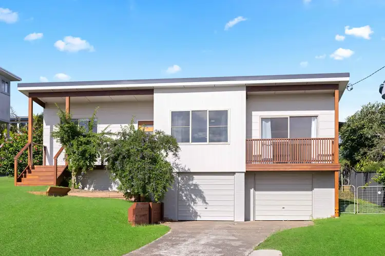 9 First Avenue, Bonny Hills NSW 2445