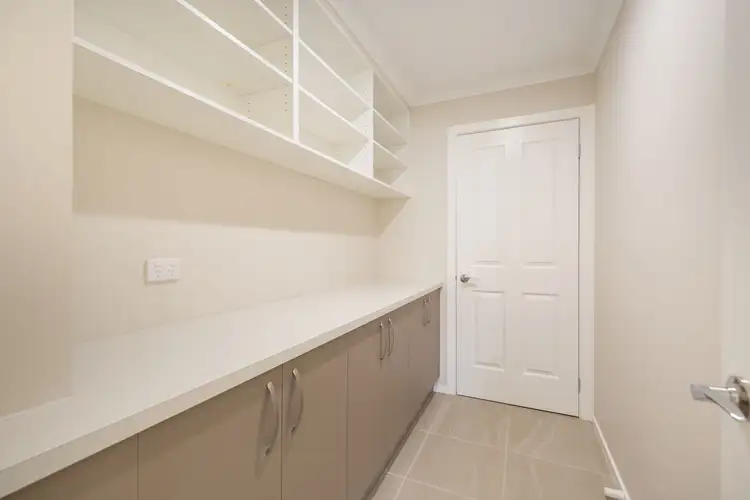 Fifth view of Homely house listing, 37 DARTNELL CRESCENT, Wodonga VIC 3690