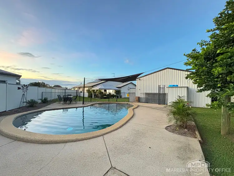 11 Mountain View Close, Mareeba QLD 4880