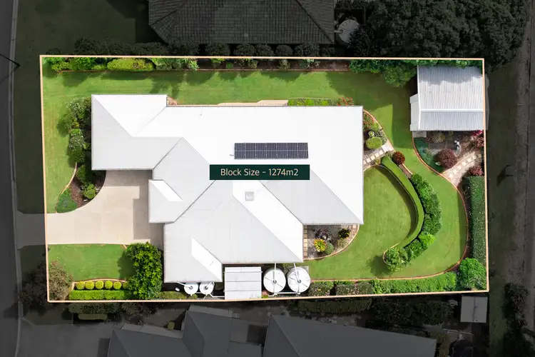 6 Courcheval Terrace, Mons QLD 4556