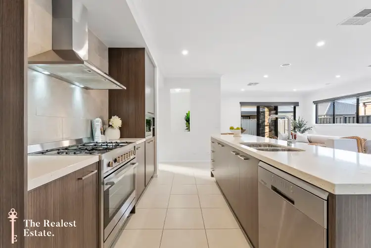 Fifth view of Homely house listing, 10 Sahlia Avenue, Kalkallo VIC 3064