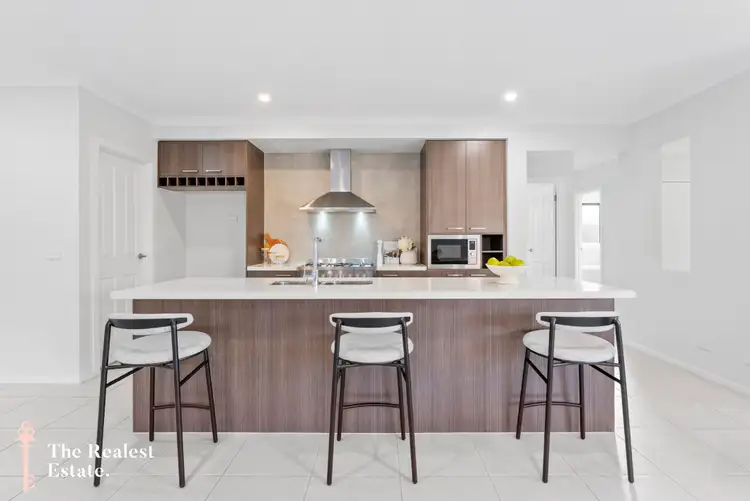 Sixth view of Homely house listing, 10 Sahlia Avenue, Kalkallo VIC 3064