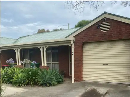 2/27 EMERALD AVENUE, West Wodonga VIC 3690