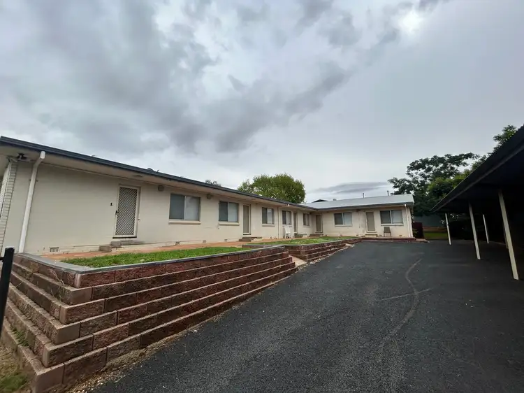 2/1 Stonehaven Avenue, Dubbo NSW 2830